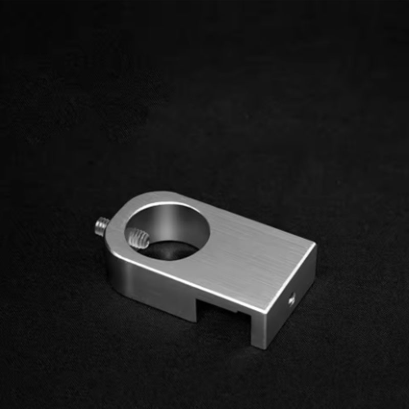 مشابك أنابيب مياه أحواض السمك  - مراجعة Overflow Pipe Clip وسعره